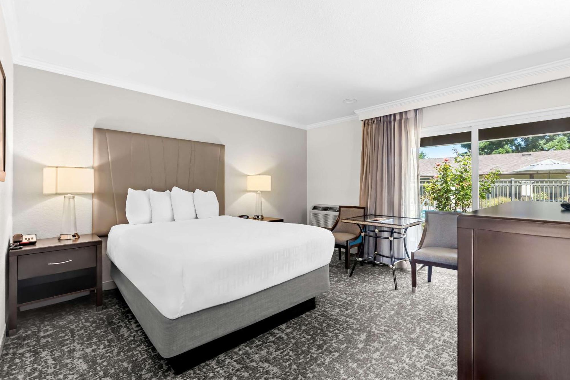 Best Western Garden Inn Santa Rosa Eksteriør billede